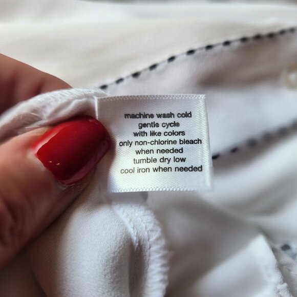 Lane Bryant Lng Slv Chiffon Blouse Pocket White w/ Black Whip Stitching Sz 18/20 - Picture 12 of 12